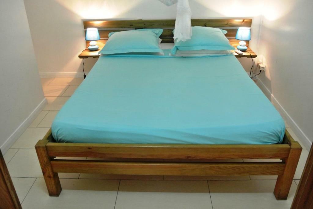 Bungalows Malueva 1 Chambre Et 1 Mezzanine A 5Min De La Plage De La Caravelle 상트 안느 외부 사진